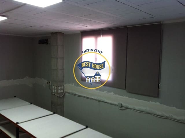 Commercieel te koop in Ontinyent - € 140.000 (Ref: 9994399)