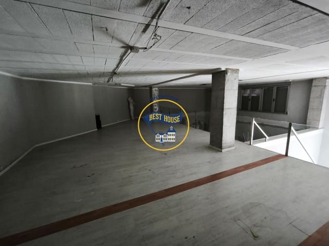 Commercieel te koop in Ontinyent - € 140.000 (Ref: 9994399)