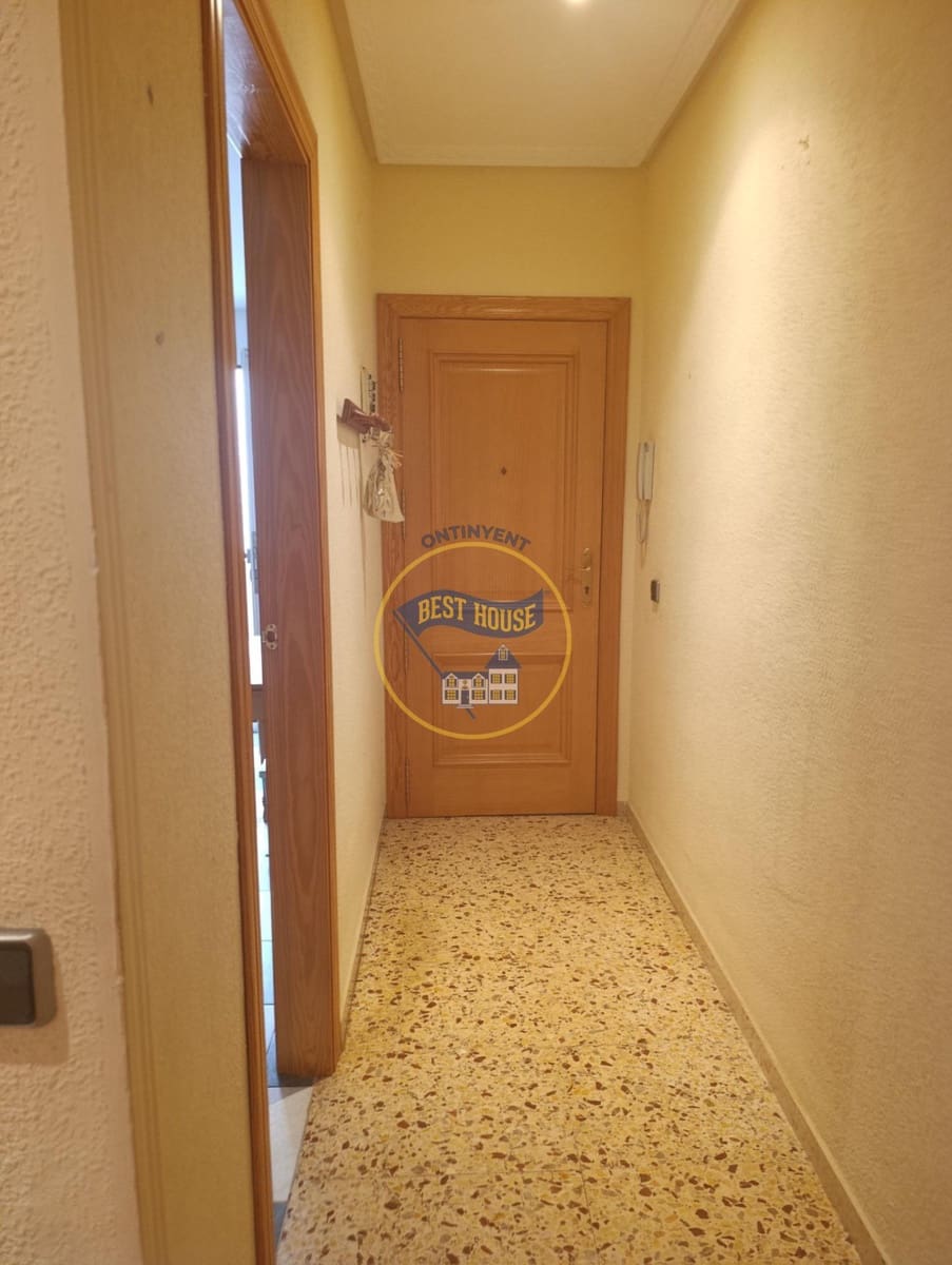 3 slaapkamer Flat te koop in Albaida - € 80.000 (Ref: 9999692)