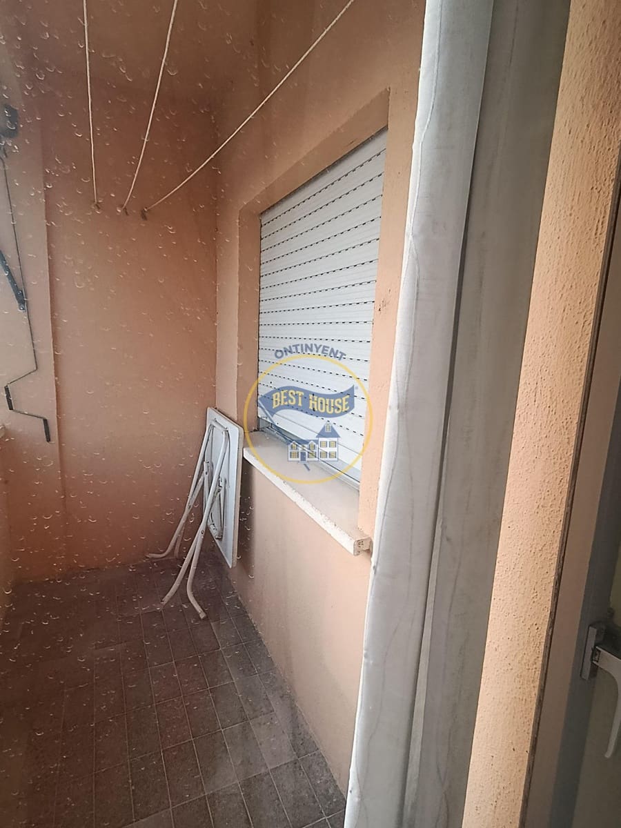 3 slaapkamer Flat te koop in Albaida - € 80.000 (Ref: 9999692)