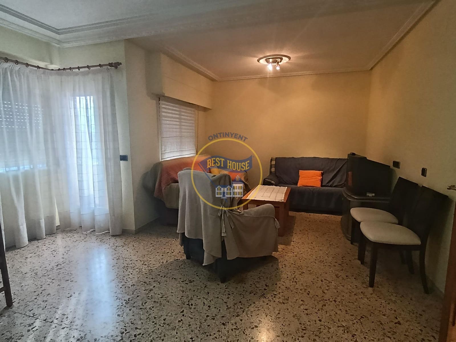 3 slaapkamer Flat te koop in Albaida - € 80.000 (Ref: 9999692)