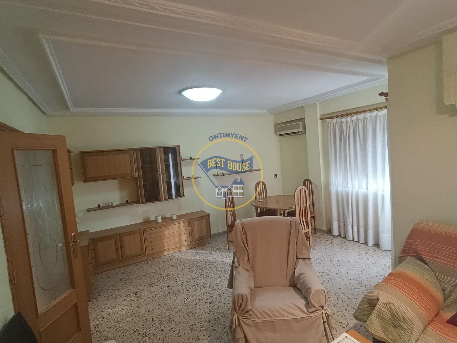 3 slaapkamer Flat te koop in Albaida - € 80.000 (Ref: 9999692)