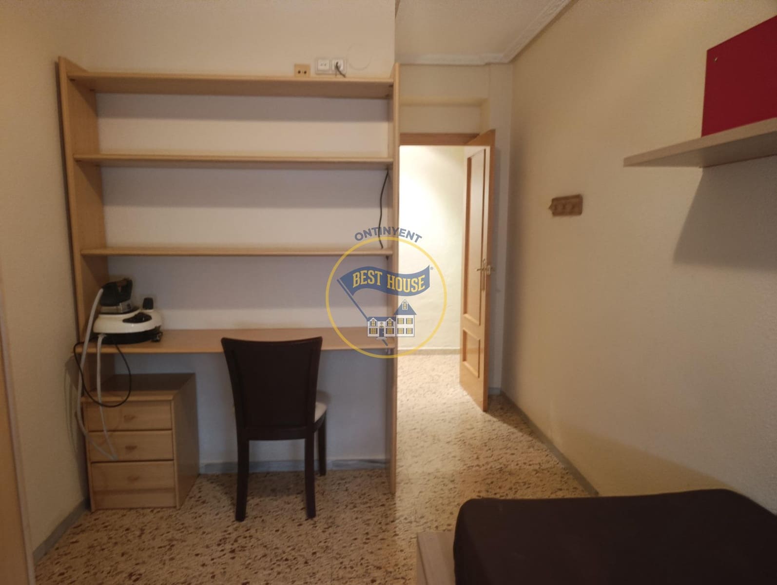 3 slaapkamer Flat te koop in Albaida - € 80.000 (Ref: 9999692)