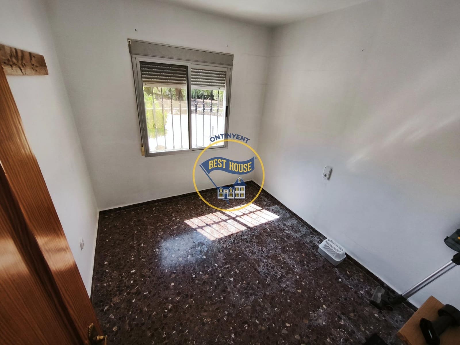 4 slaapkamer Villa te koop in Ontinyent met zwembad - € 245.000 (Ref: 9999693)