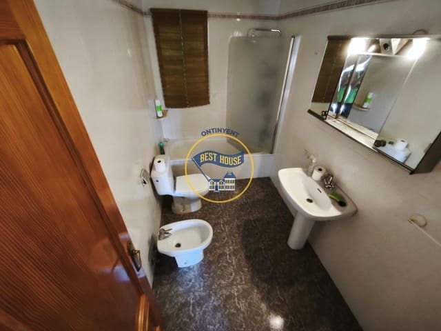 4 slaapkamer Villa te koop in Ontinyent met zwembad - € 245.000 (Ref: 9999693)