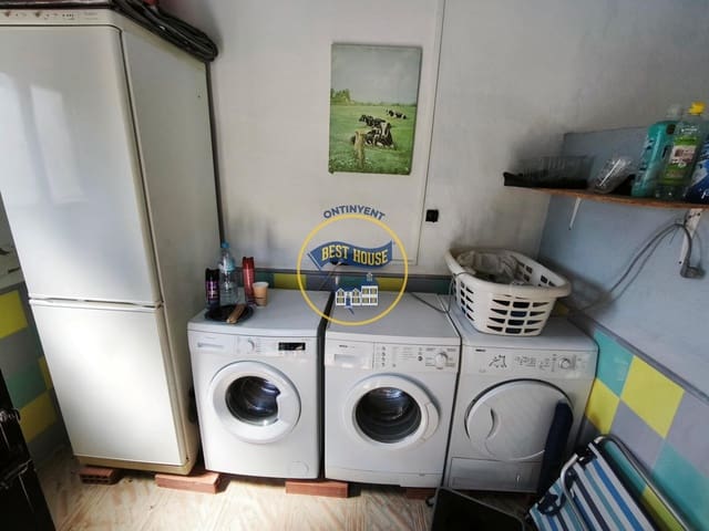 4 slaapkamer Villa te koop in Ontinyent met zwembad - € 245.000 (Ref: 9999693)