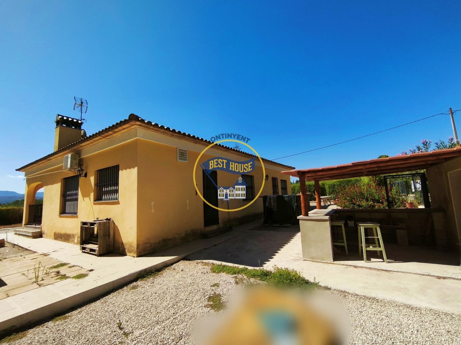4 slaapkamer Villa te koop in Ontinyent met zwembad - € 245.000 (Ref: 9999693)