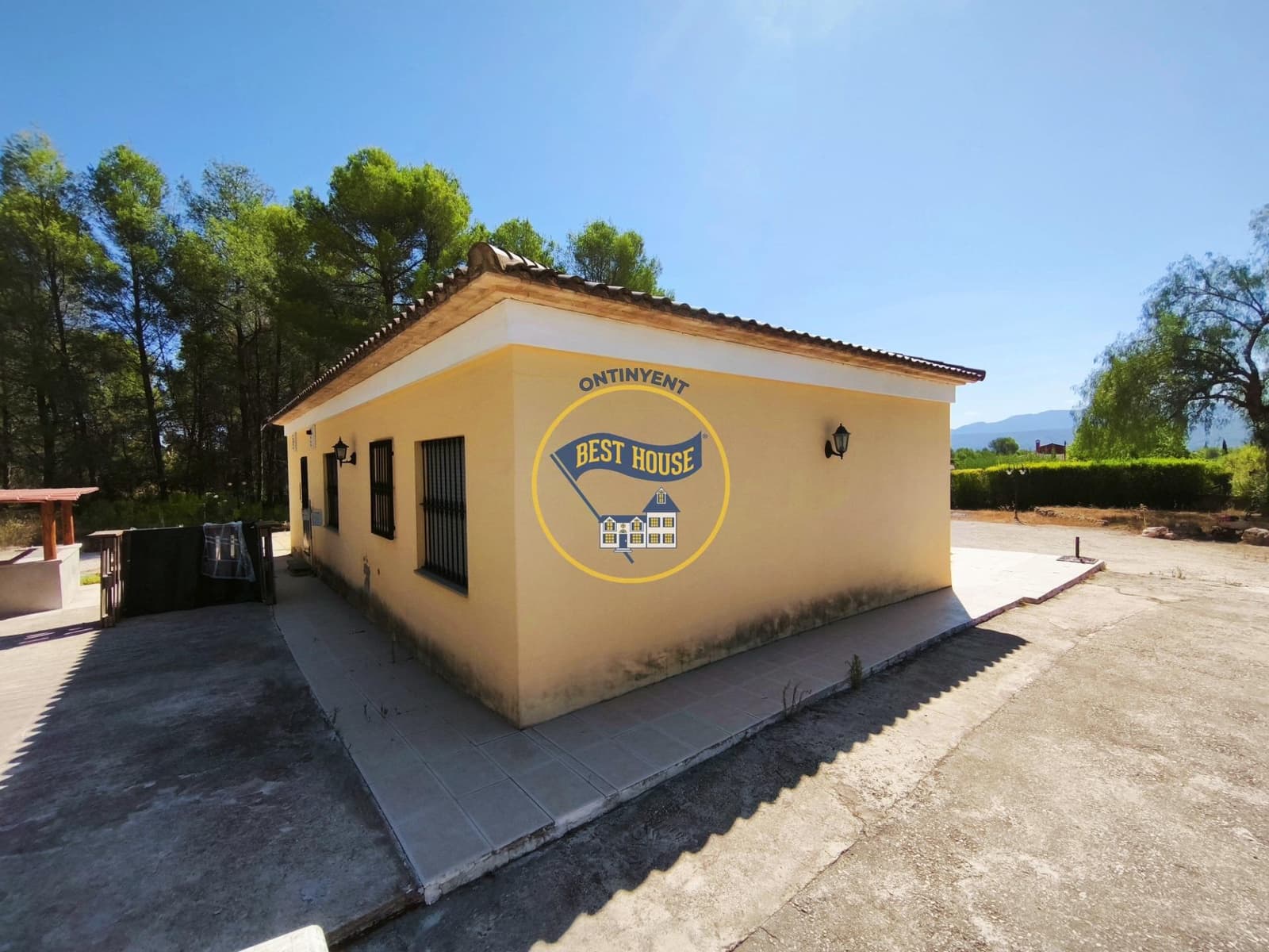 4 slaapkamer Villa te koop in Ontinyent met zwembad - € 245.000 (Ref: 9999693)