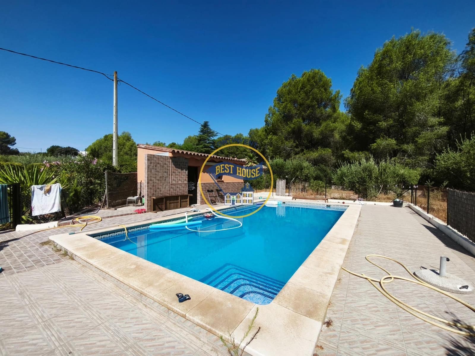 4 slaapkamer Villa te koop in Ontinyent met zwembad - € 245.000 (Ref: 9999693)