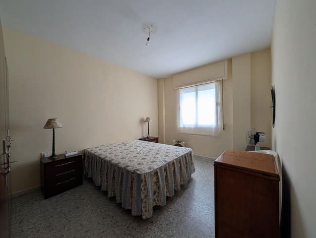 Piso de 3 habitaciones en Ayamonte en venta - 135.000 € (Ref: 10102537)
