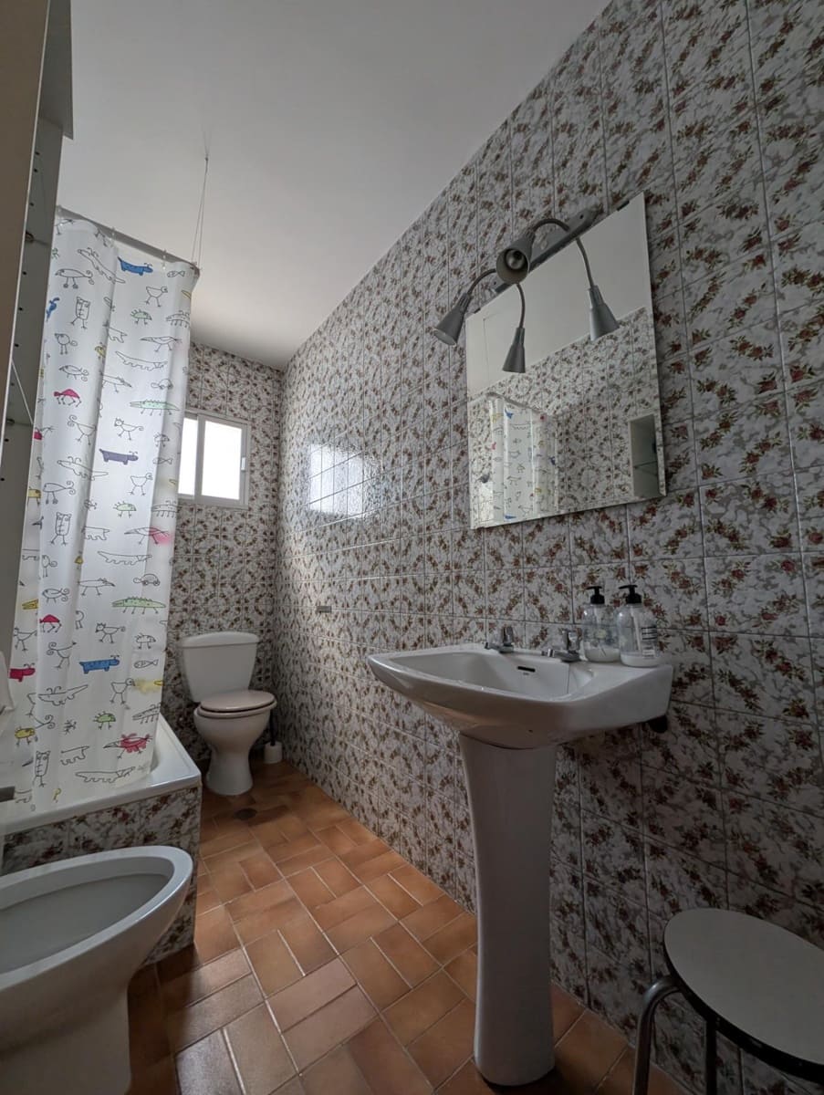 Piso de 3 habitaciones en Ayamonte en venta - 135.000 € (Ref: 10102537)