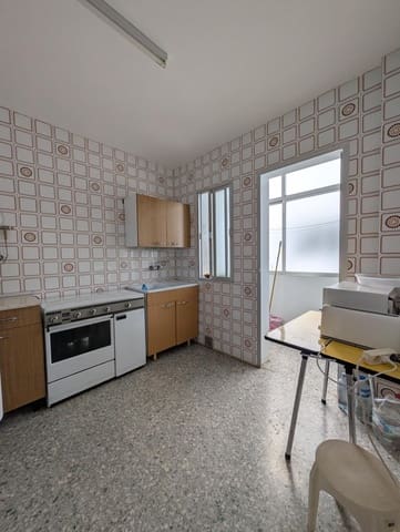 Piso de 3 habitaciones en Ayamonte en venta - 135.000 € (Ref: 10102537)