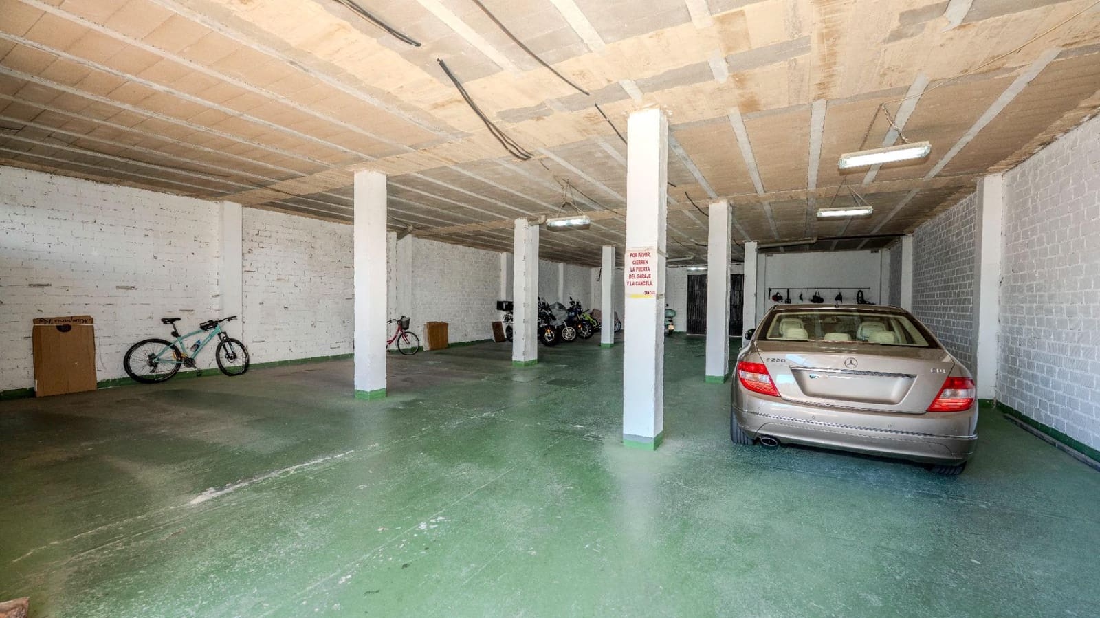 4 sovrum Radhus till salu i Ayamonte med garage - 385 000 € (Ref: 10120059)