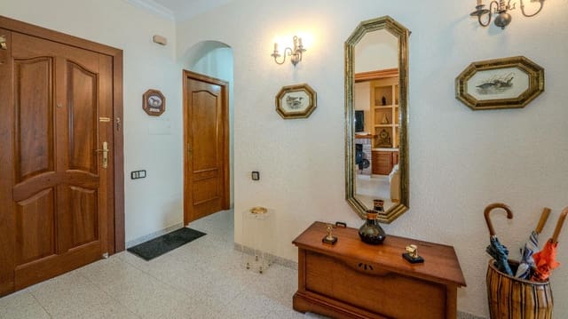 4 sovrum Radhus till salu i Ayamonte med garage - 385 000 € (Ref: 10120059)