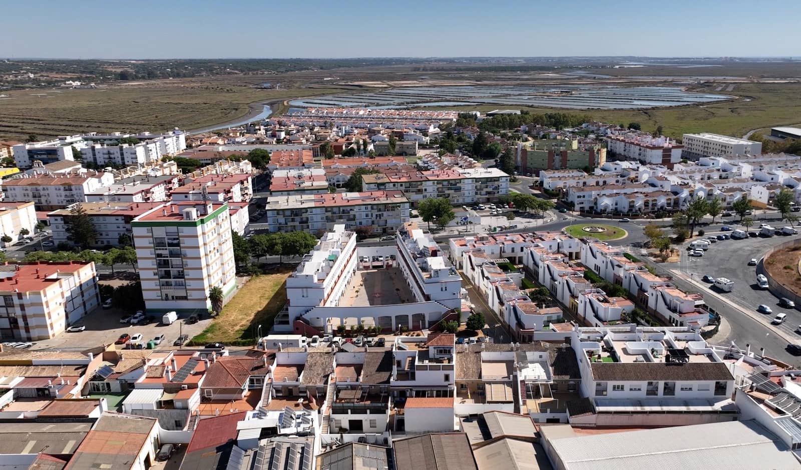 4 sovrum Radhus till salu i Ayamonte med garage - 385 000 € (Ref: 10120059)
