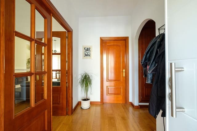 Chalet de 3 habitaciones en Ayamonte en venta con garaje - 399.000 € (Ref: 8112587)