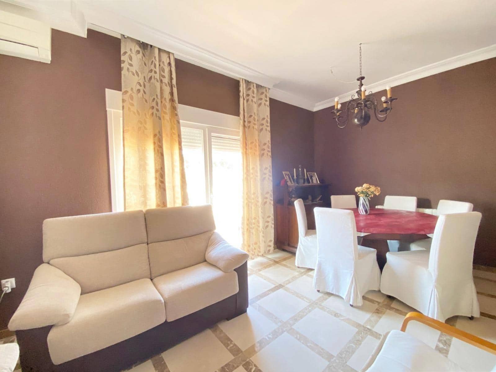 4 soveværelse Lejlighed til salg i Ayamonte med garage - € 169.000 (Ref: 8544663)