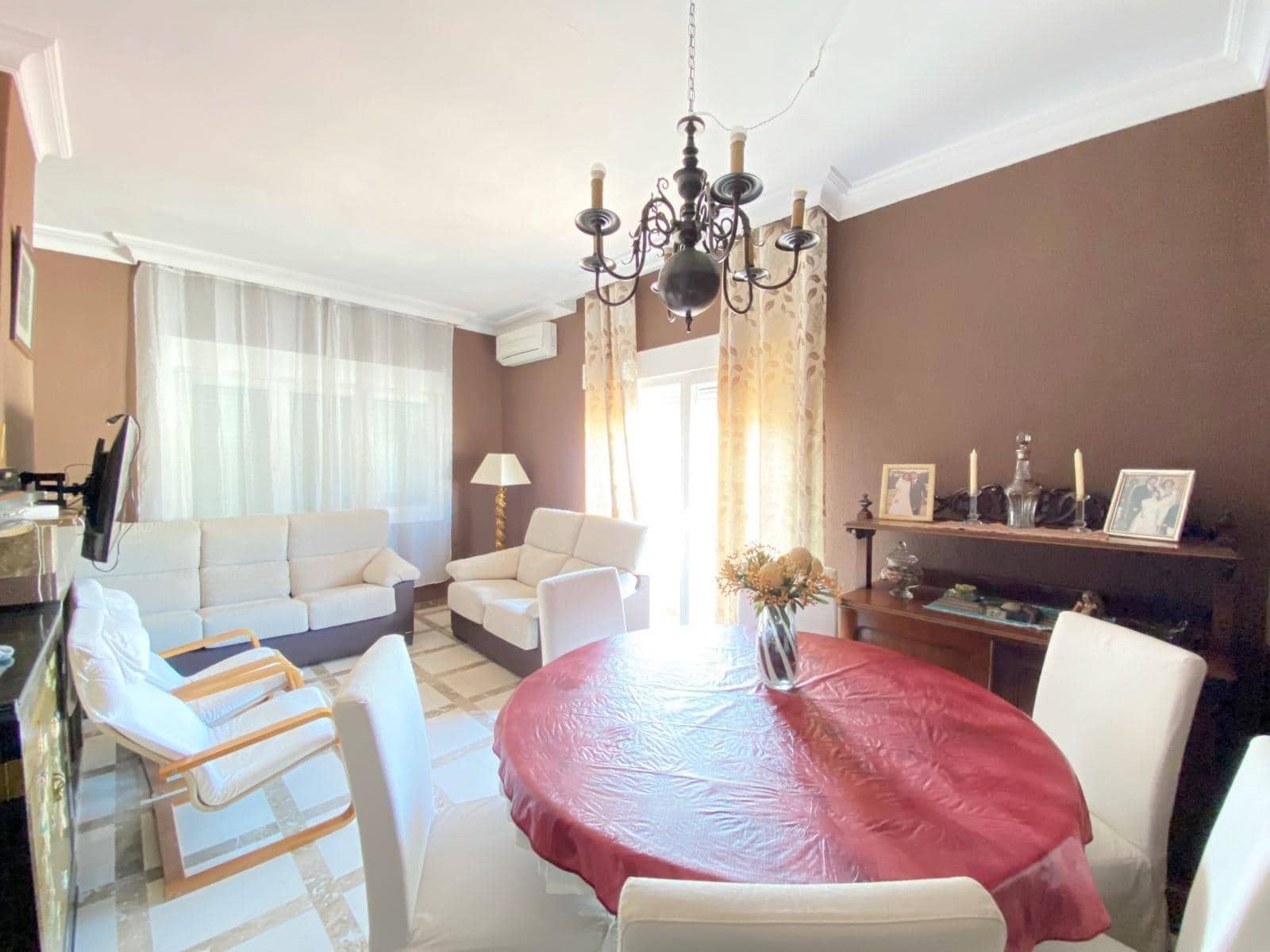 4 soveværelse Lejlighed til salg i Ayamonte med garage - € 169.000 (Ref: 8544663)