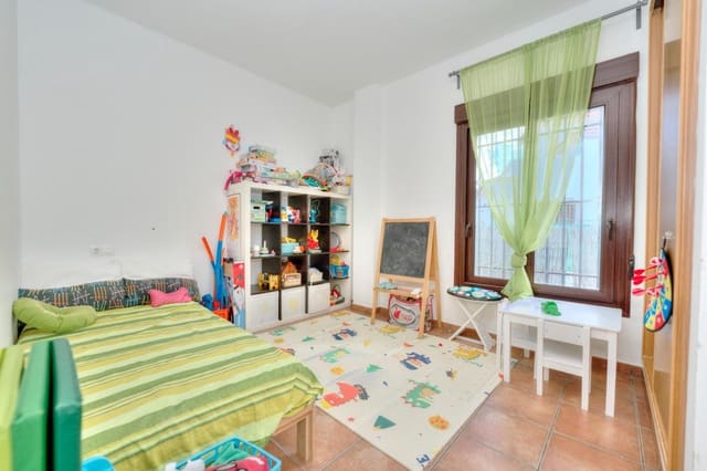 4 soverom Villa til salgs i Ayamonte med svømmebasseng - € 370 000 (Ref: 8885942)