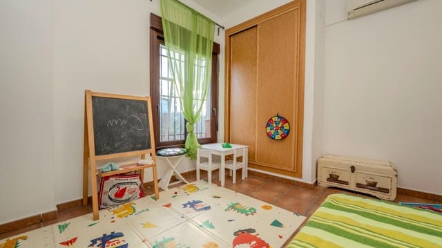 4 slaapkamer Villa te koop in Ayamonte met zwembad - € 366.000 (Ref: 8885942)