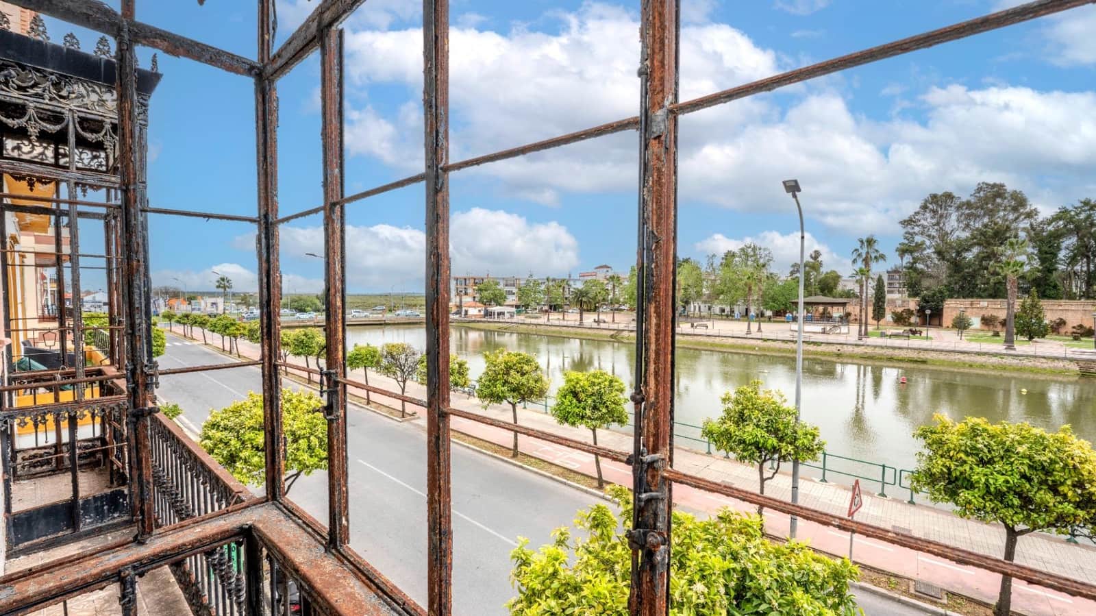 3 quarto Casa em Banda para venda em Ayamonte - 245 000 € (Ref: 8932271)