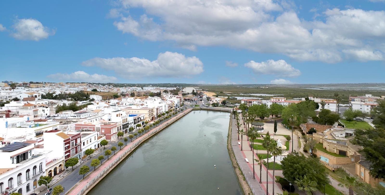 3 quarto Casa em Banda para venda em Ayamonte - 245 000 € (Ref: 8932271)