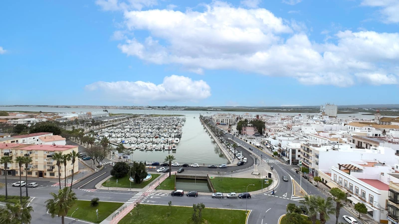 3 quarto Casa em Banda para venda em Ayamonte - 245 000 € (Ref: 8932271)