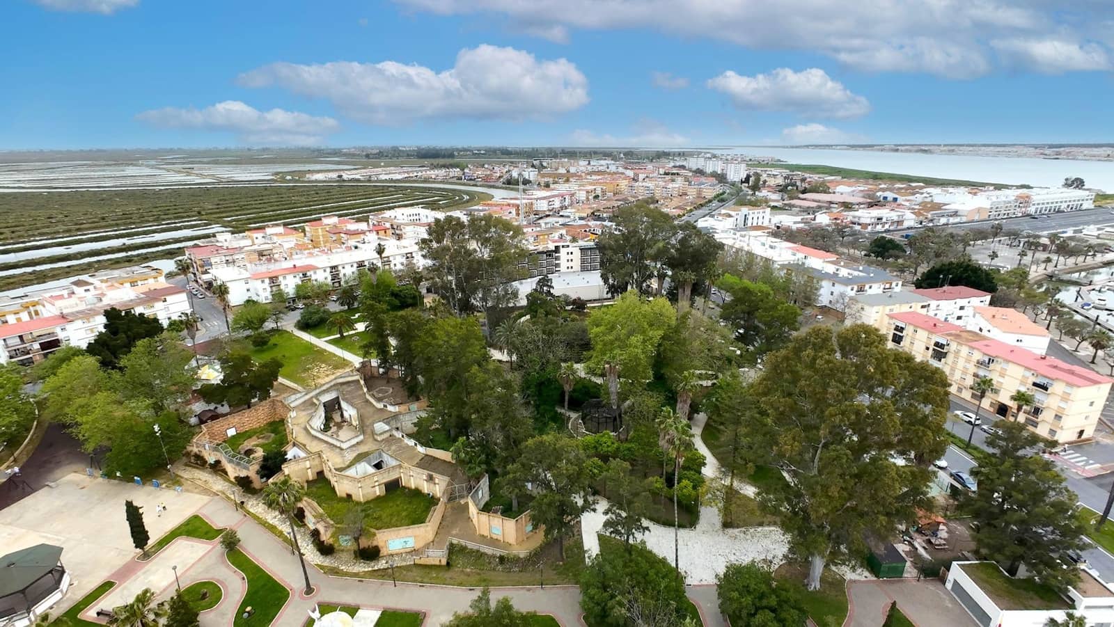 3 quarto Casa em Banda para venda em Ayamonte - 245 000 € (Ref: 8932271)