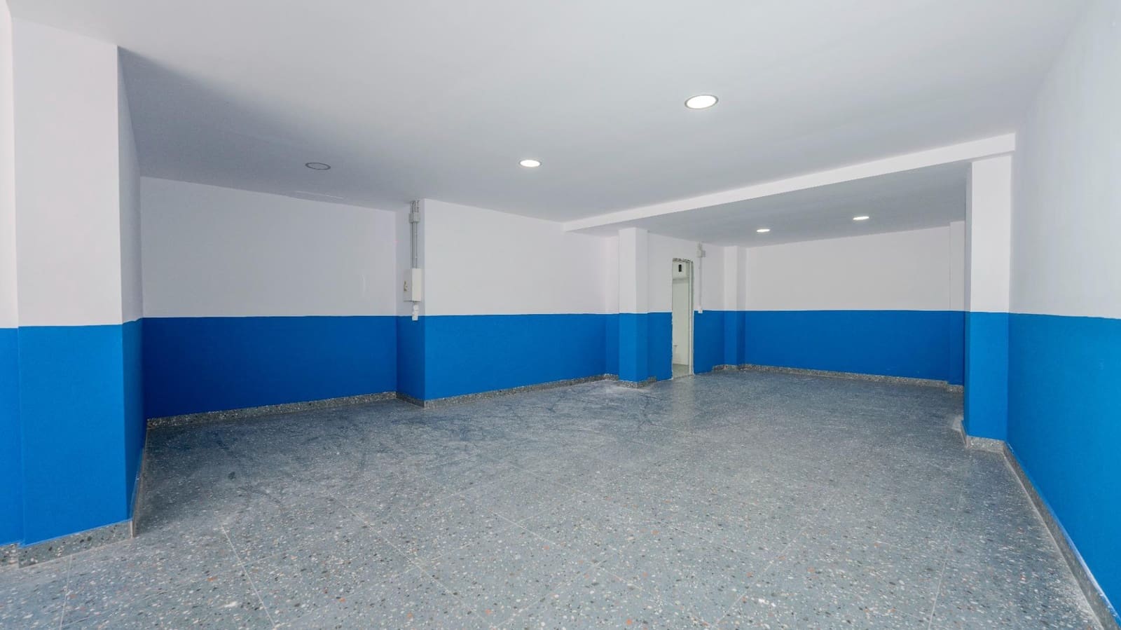 Garage til salg i Ayamonte - € 124.500 (Ref: 8979482)