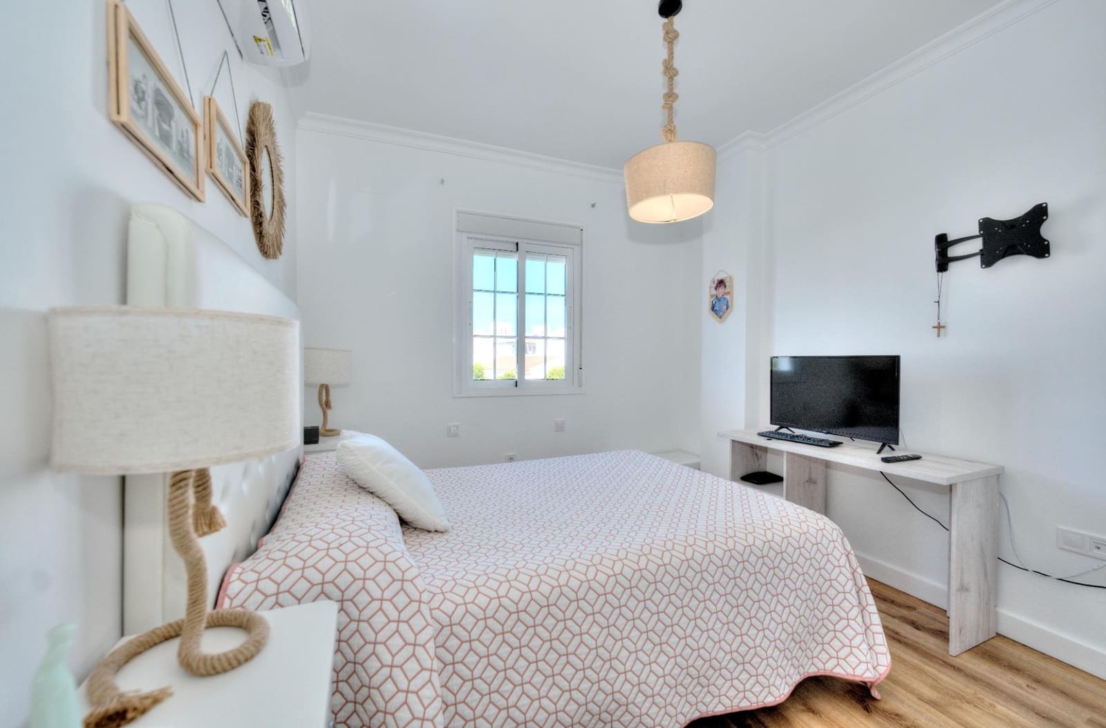 4 soveværelse Semi-Rækkehus til salg i Ayamonte med garage - € 379.000 (Ref: 9051217)