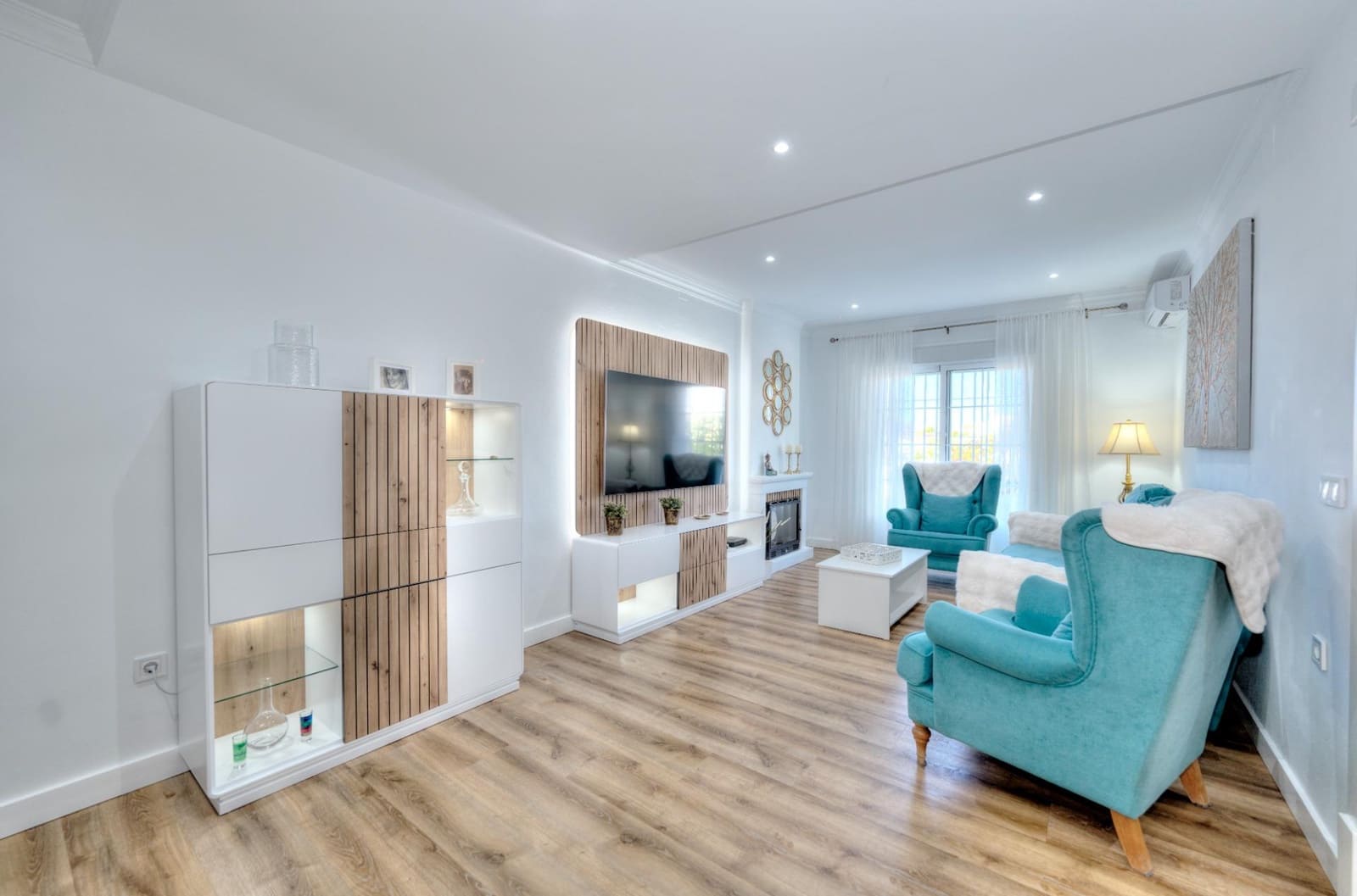 4 soveværelse Semi-Rækkehus til salg i Ayamonte med garage - € 379.000 (Ref: 9051217)