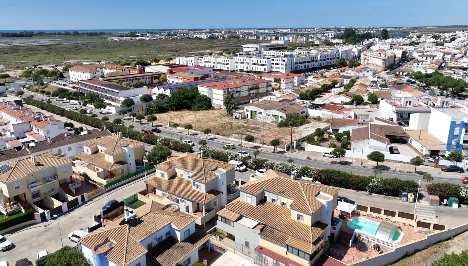 4 soveværelse Semi-Rækkehus til salg i Ayamonte med garage - € 379.000 (Ref: 9051217)