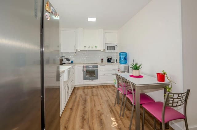 4 soverom Kjedet enebolig til salgs i Ayamonte med garasje - € 375 000 (Ref: 9051217)