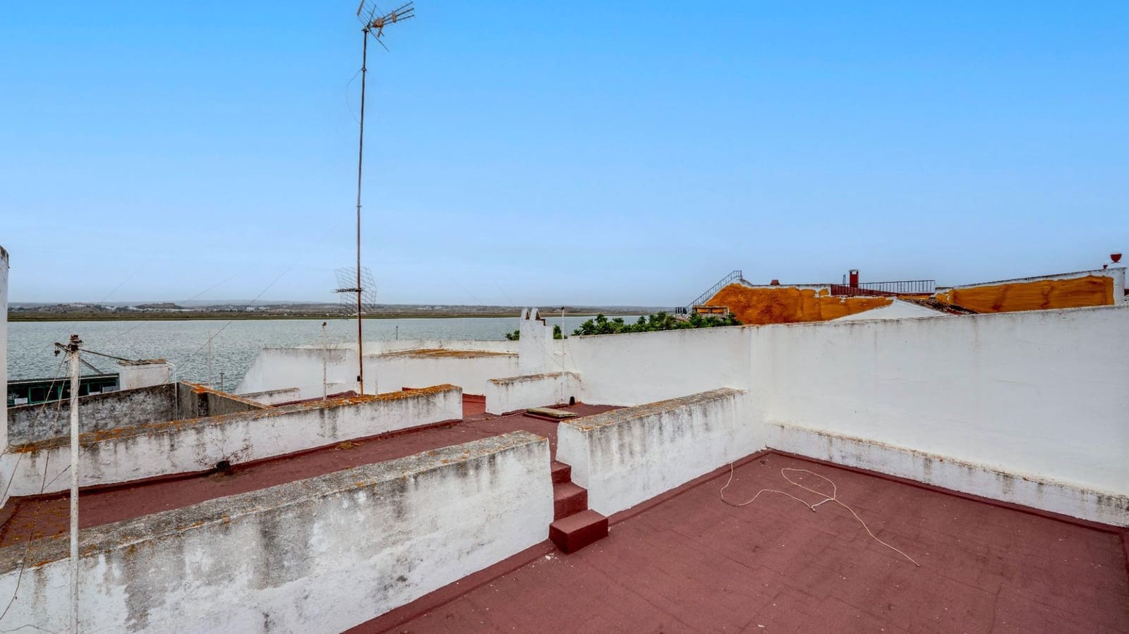 4 sypialnia Dom na sprzedaż w Ayamonte z garażem - 159 000 € (Ref: 9095421)