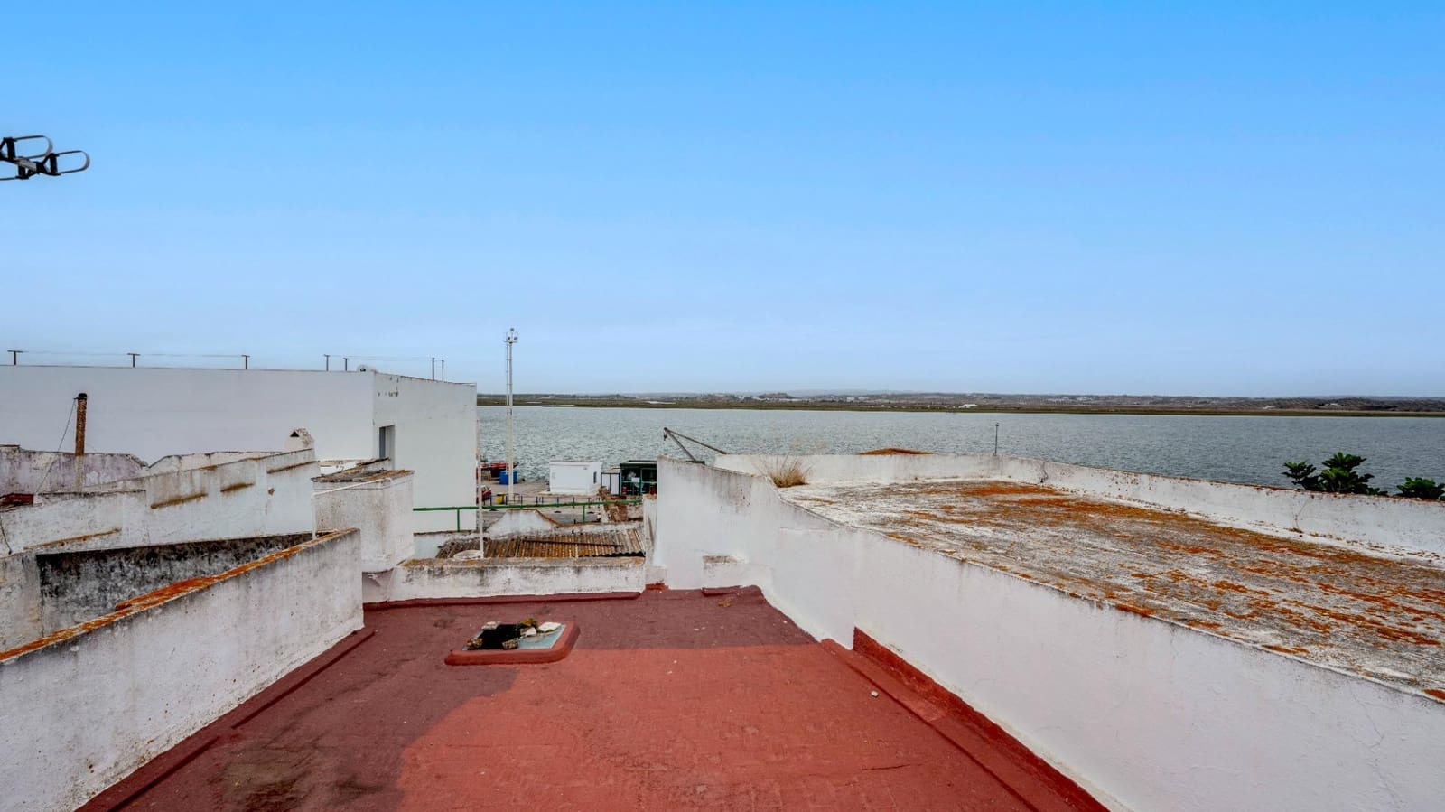 4 sypialnia Dom na sprzedaż w Ayamonte z garażem - 159 000 € (Ref: 9095421)