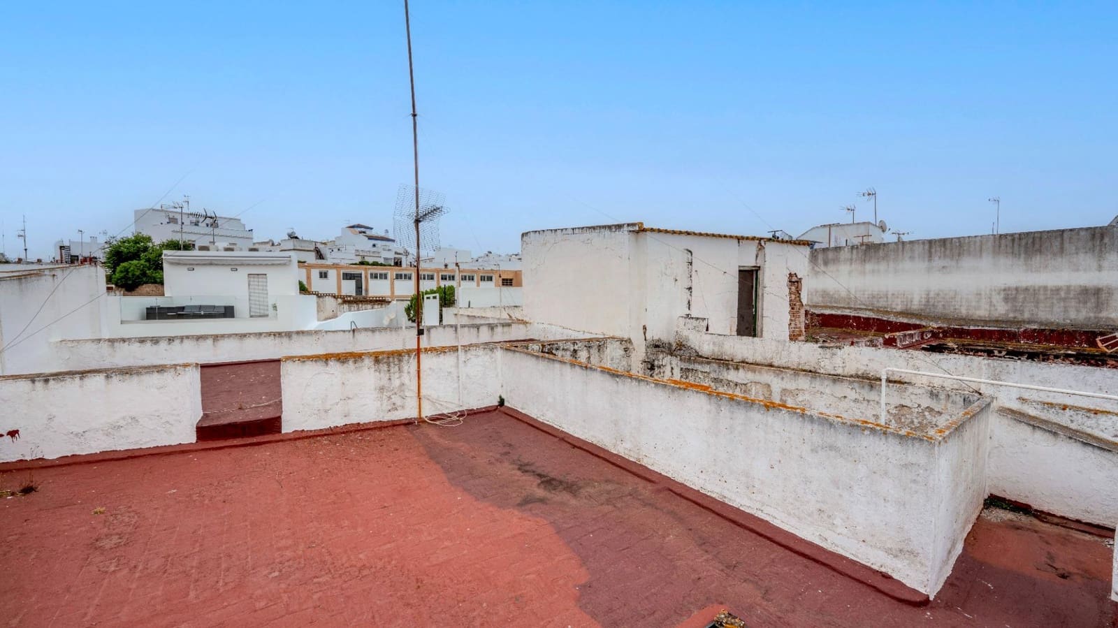 4 sypialnia Dom na sprzedaż w Ayamonte z garażem - 159 000 € (Ref: 9095421)