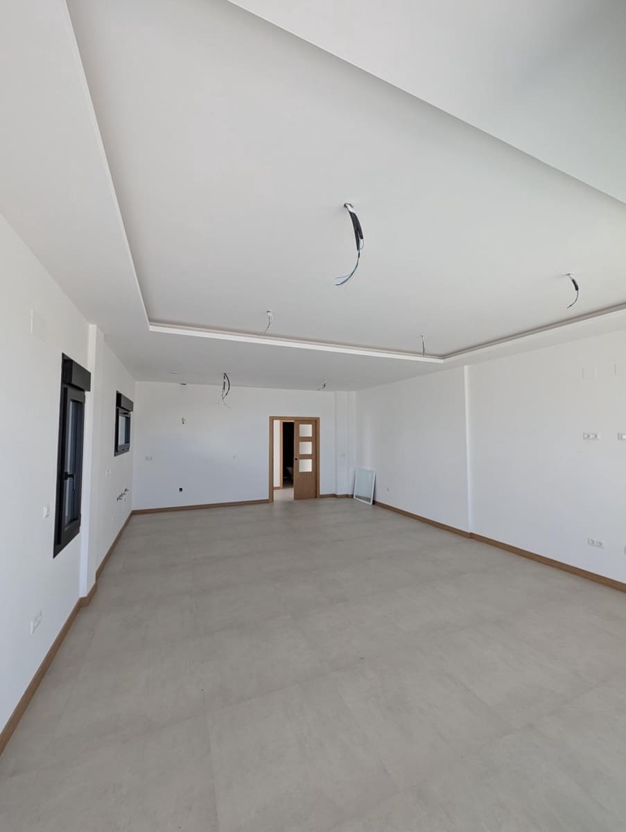 3 slaapkamer Villa te koop in Ayamonte met zwembad - € 341.000 (Ref: 9147353)