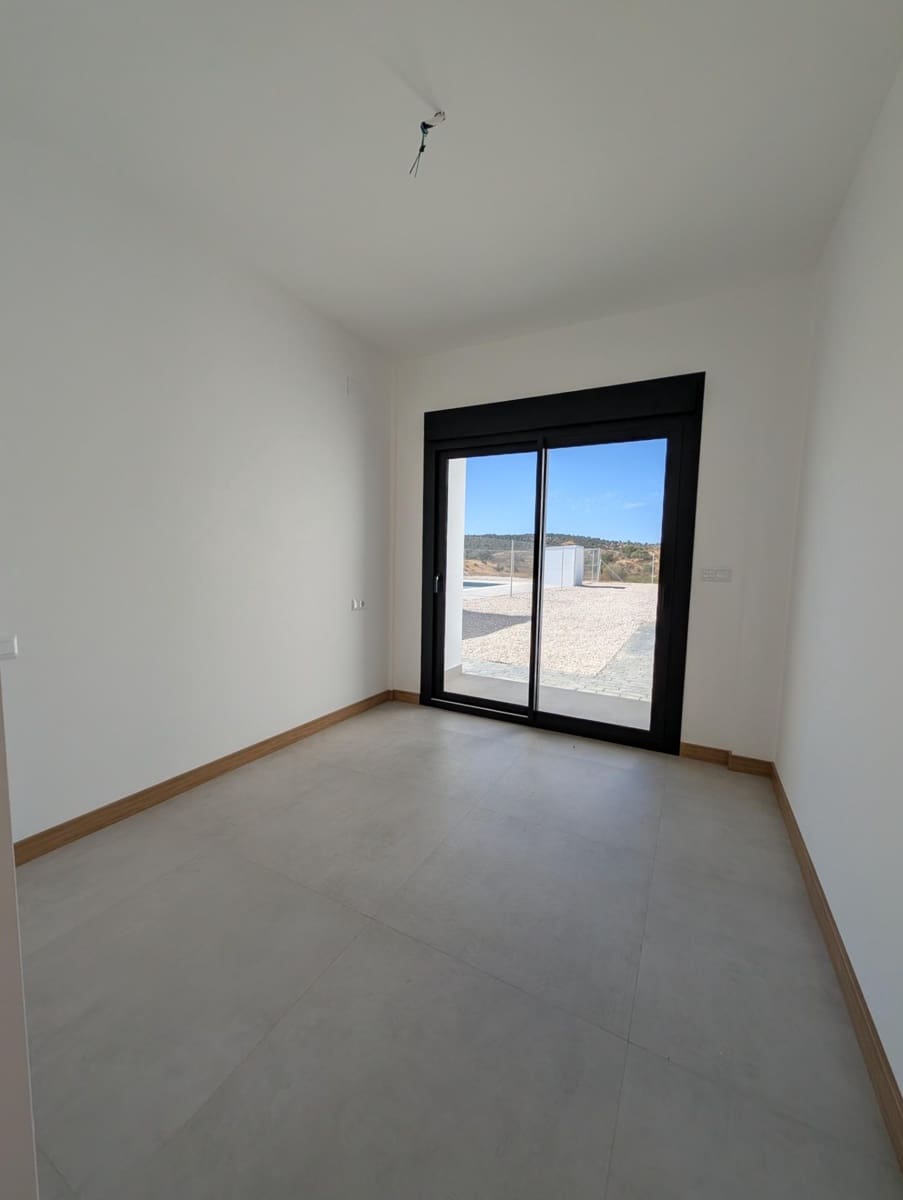 3 slaapkamer Villa te koop in Ayamonte met zwembad - € 341.000 (Ref: 9147353)