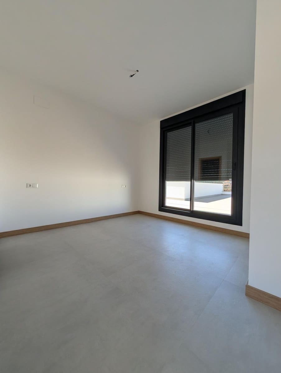 3 slaapkamer Villa te koop in Ayamonte met zwembad - € 341.000 (Ref: 9147353)