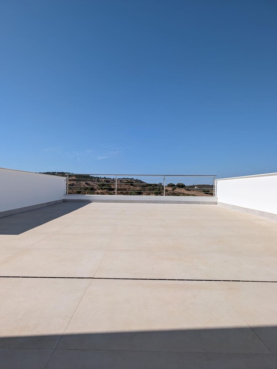 3 slaapkamer Villa te koop in Ayamonte met zwembad - € 341.000 (Ref: 9147353)