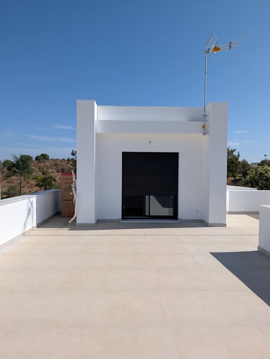 3 slaapkamer Villa te koop in Ayamonte met zwembad - € 341.000 (Ref: 9147353)