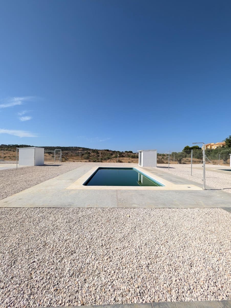 3 slaapkamer Villa te koop in Ayamonte met zwembad - € 341.000 (Ref: 9147353)