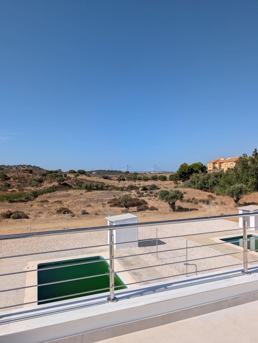 3 slaapkamer Villa te koop in Ayamonte met zwembad - € 341.000 (Ref: 9147353)