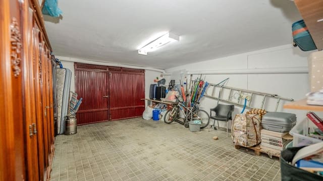 4 slaapkamer Rijtjeshuis te koop in Ayamonte met garage - € 209.500 (Ref: 9185631)