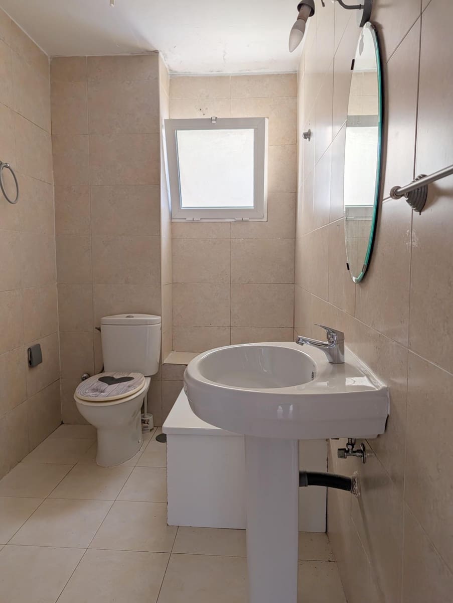 4 bedroom Flat for sale in Ayamonte - € 114,999 (Ref: 9262789)