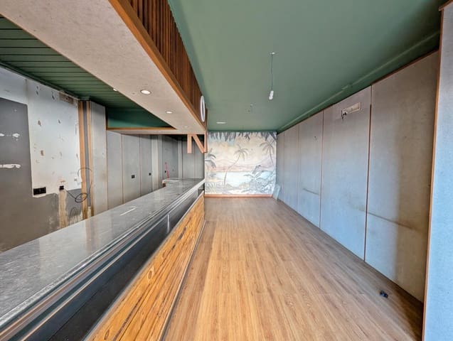 Kommersiell til salgs i Ayamonte - € 124 000 (Ref: 9269576)