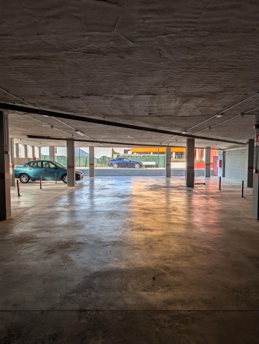 Autotalli myytävänä paikassa Ayamonte - 7 000 € (Ref: 9276507)