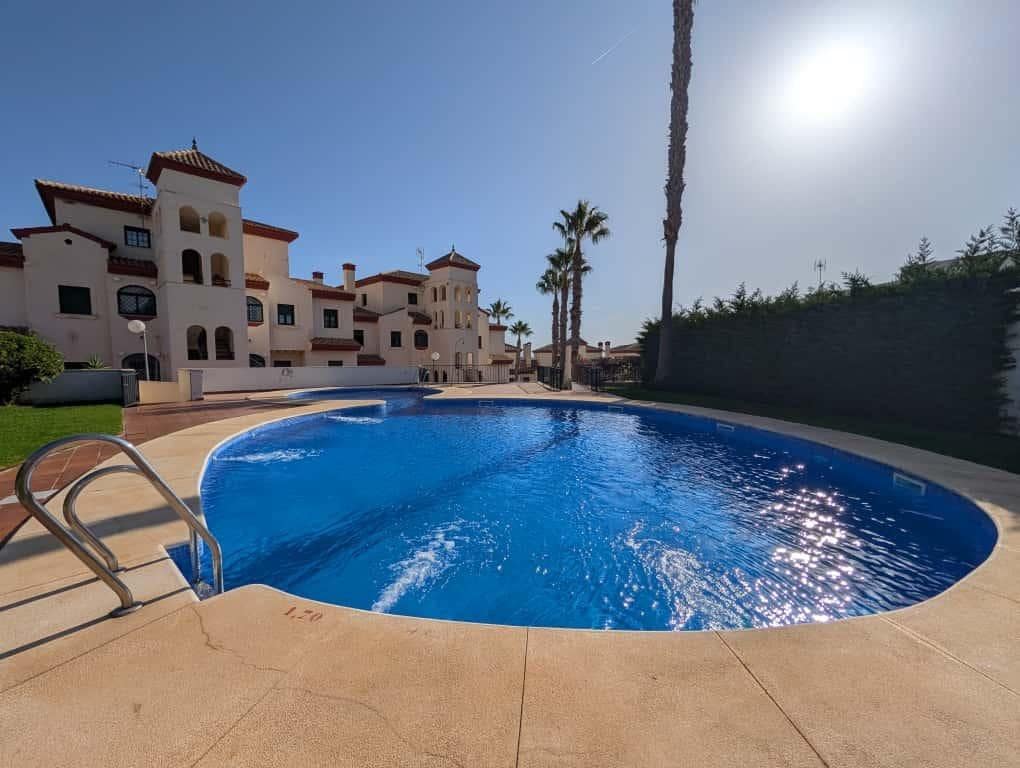 Piso de 3 habitaciones en Ayamonte en venta con piscina - 184.900 € (Ref: 9347152)