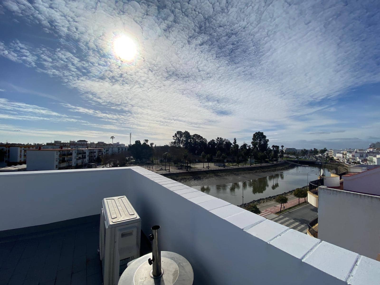 Piso de 3 habitaciones en Ayamonte en venta - 330.000 € (Ref: 9530383)