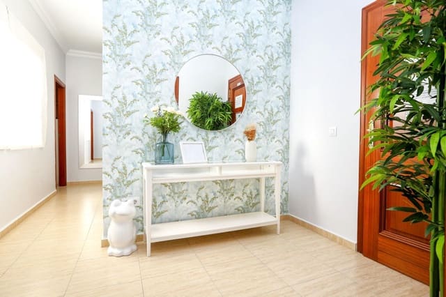 Piso de 3 habitaciones en Ayamonte en venta - 330.000 € (Ref: 9530383)